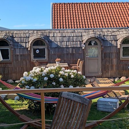 Bettis - Uebernachten Im Iglu-Tinyhaus 토스테트 외부 사진