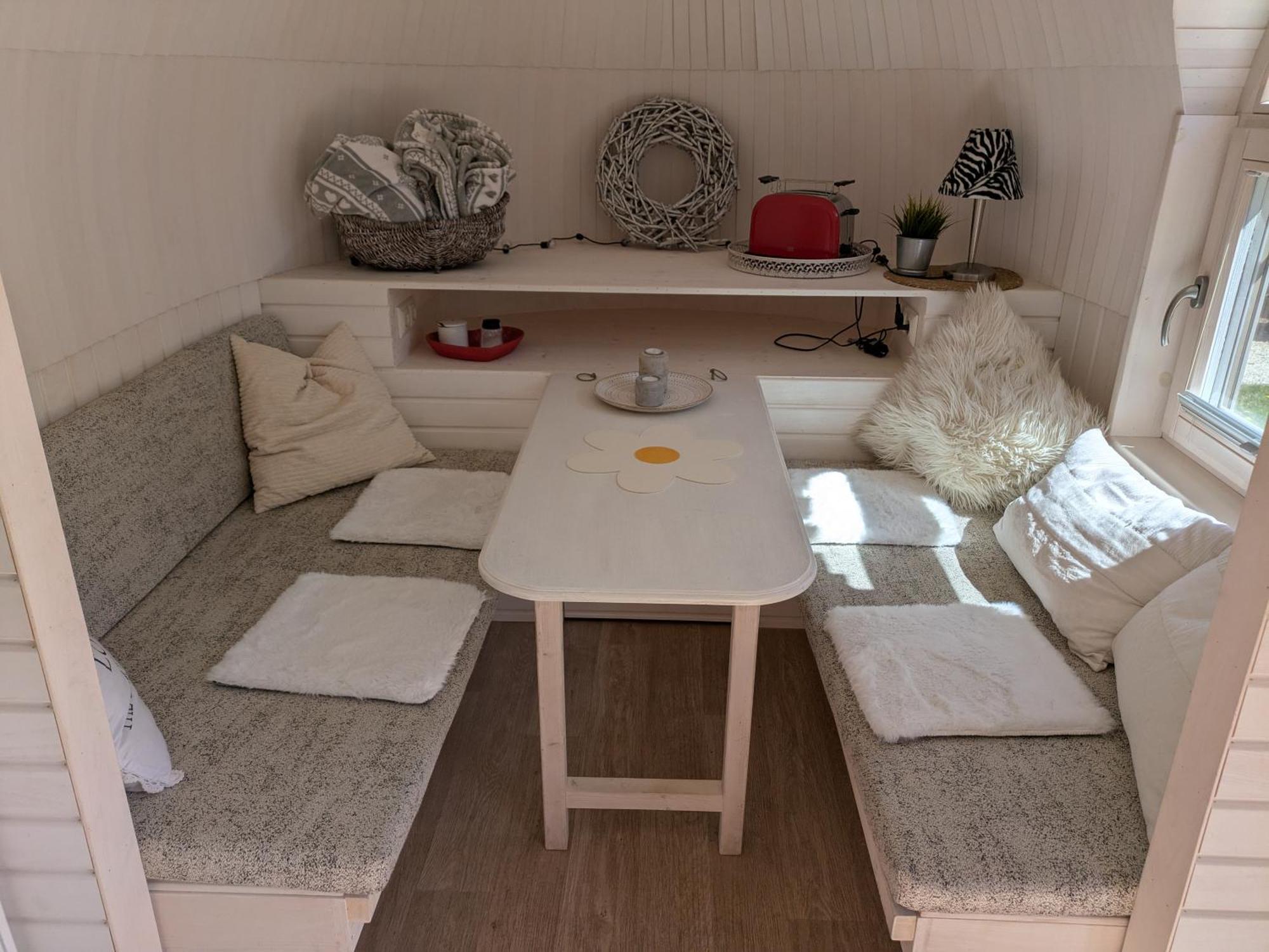 Bettis - Uebernachten Im Iglu-Tinyhaus 토스테트 외부 사진